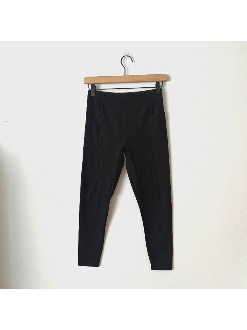 Sweaty Betty Super Soft High Rise Black Pocket 7/8 Leggings Women's Size 6
